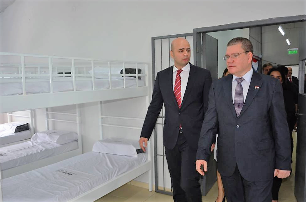 El ministro de Justicia Ever Martínez, junto con el ministro de de Salud Antonio Barrios, fueron los que habilitaron el nuevo pabellón